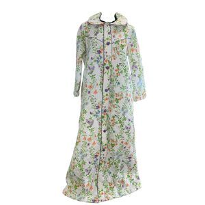 Komar Vintage Medium quilted white floral button up housecoat robe pajamas